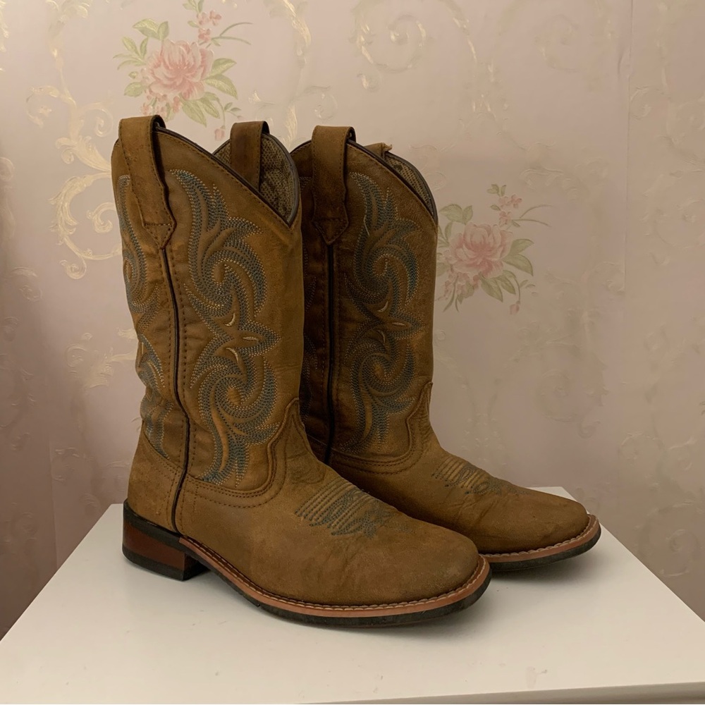 Laredo Cowgirl Boots Size 7